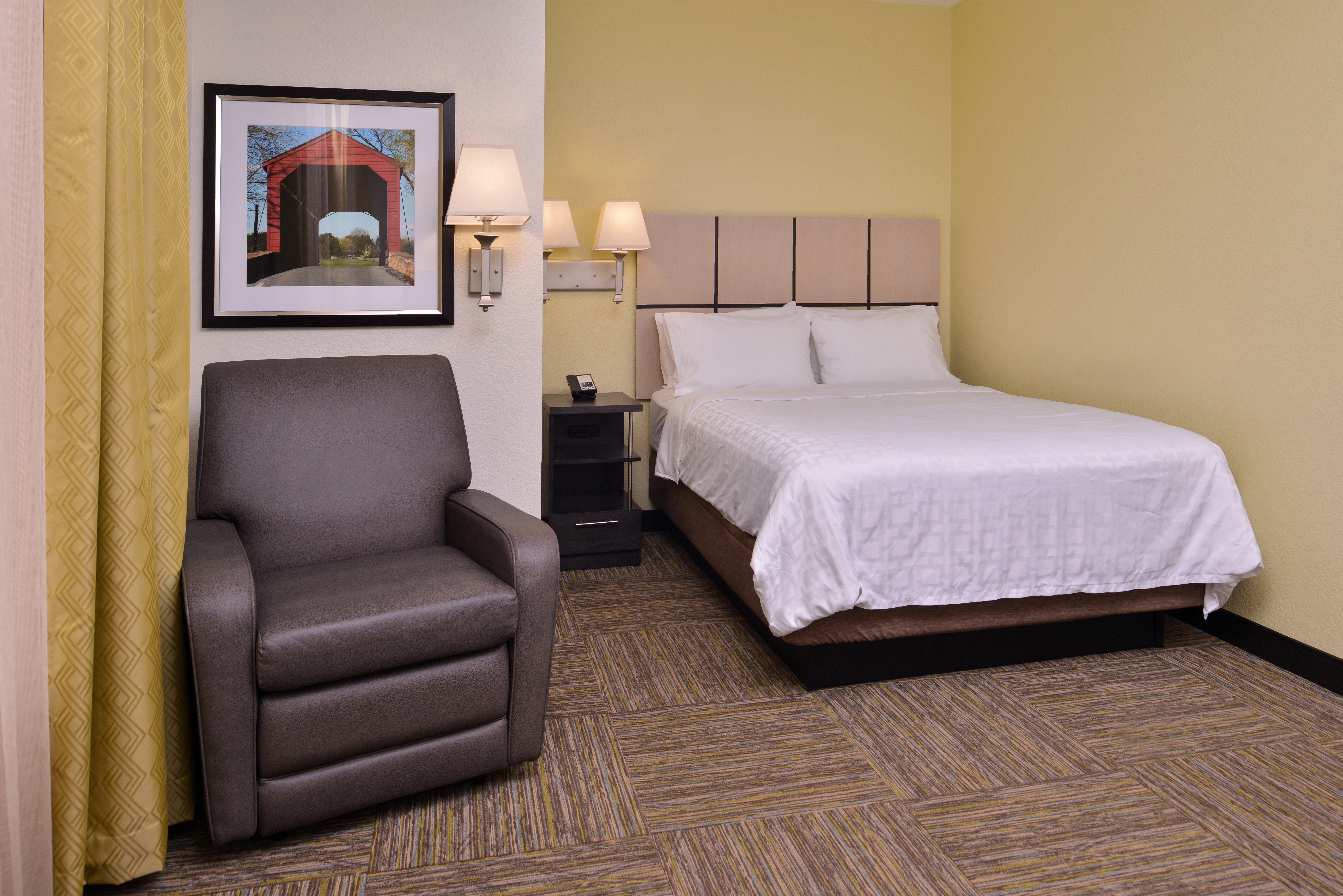 Candlewood Suites Terre Haute By Ihg Dış mekan fotoğraf