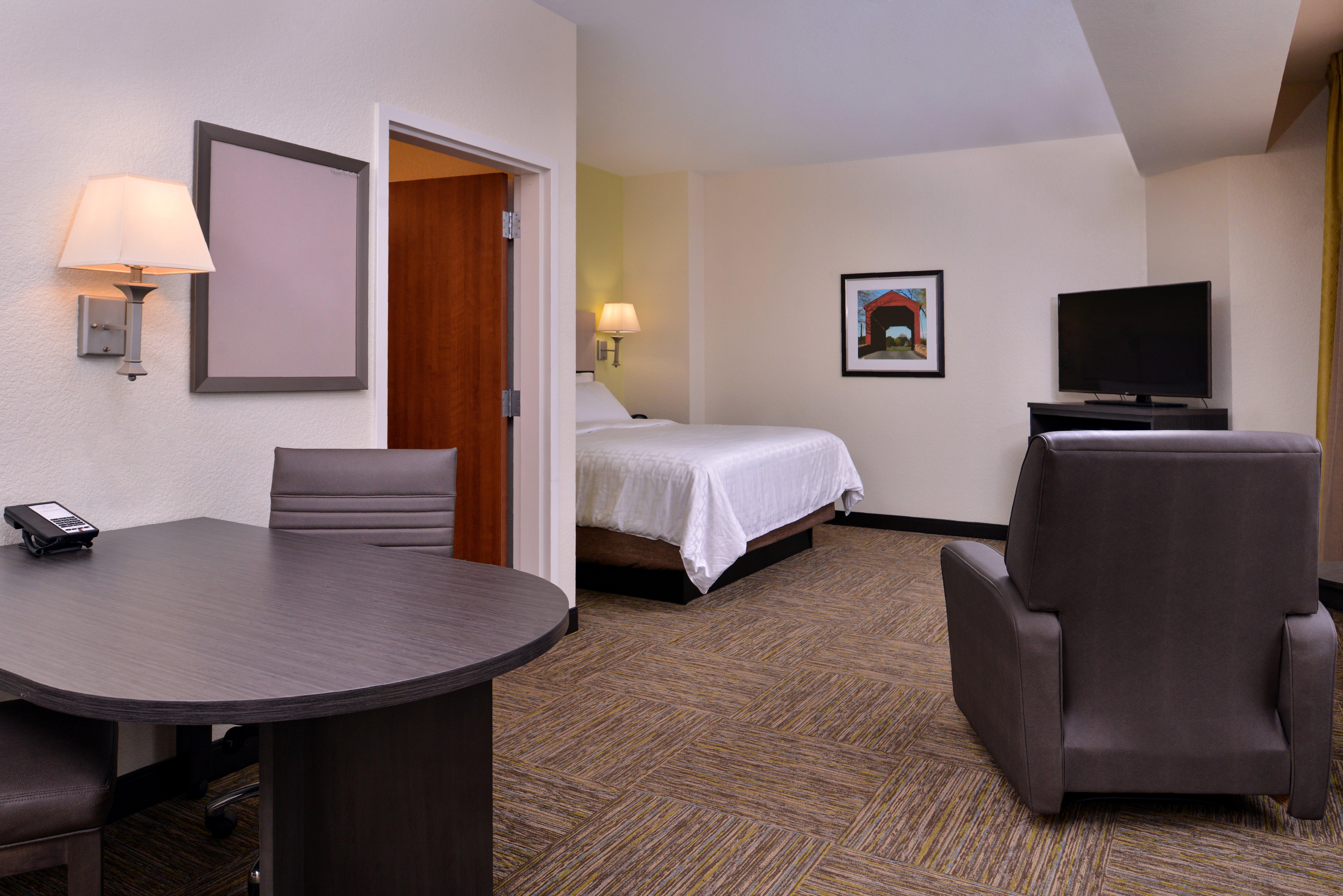Candlewood Suites Terre Haute By Ihg Dış mekan fotoğraf