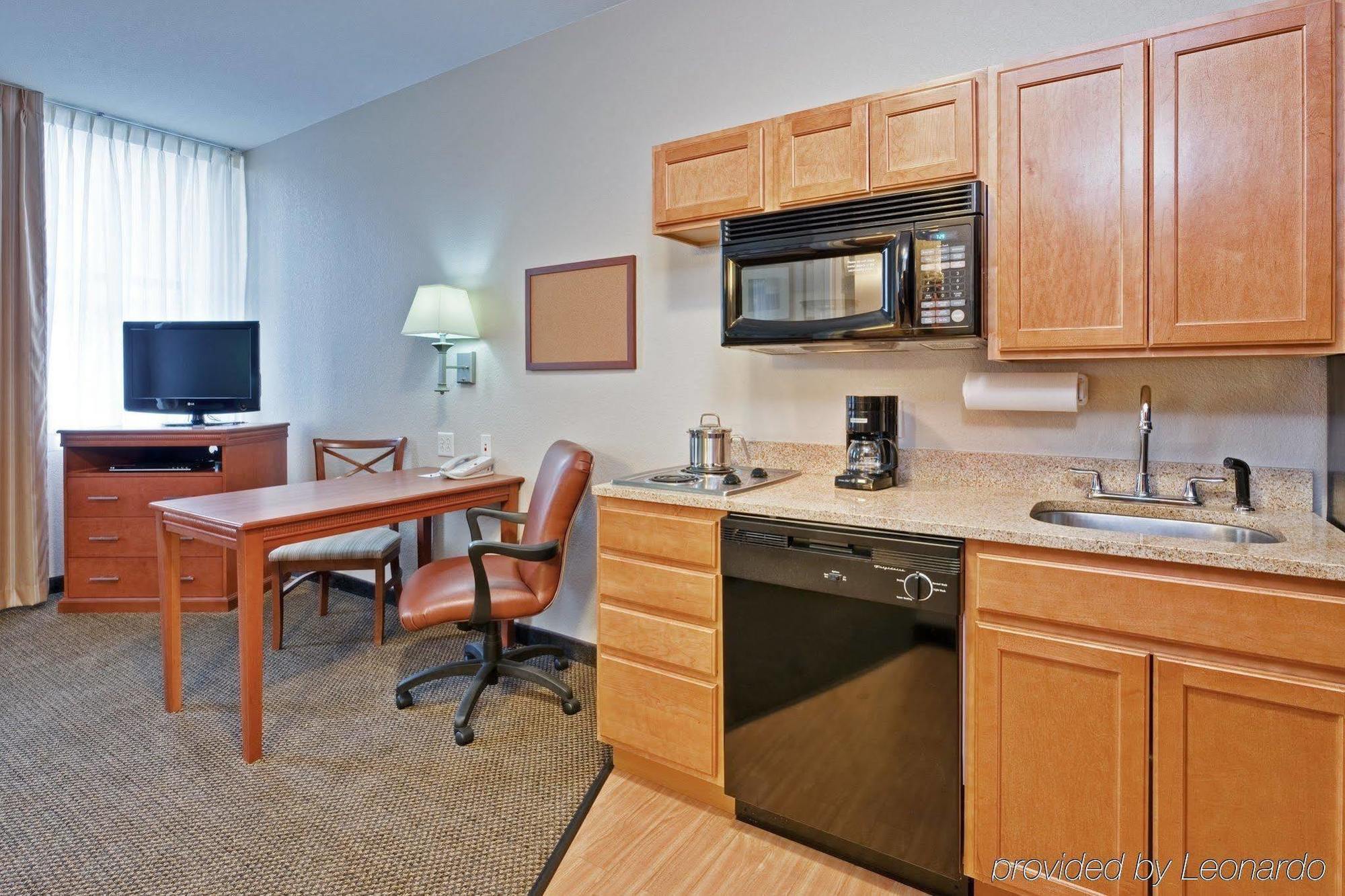 Candlewood Suites Terre Haute By Ihg Dış mekan fotoğraf